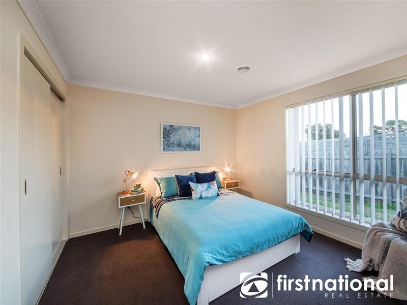 5 Alapont Close, Pakenham VIC 3810