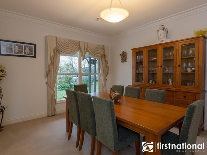 14-16 Cloverfield Close, Berwick VIC 3806