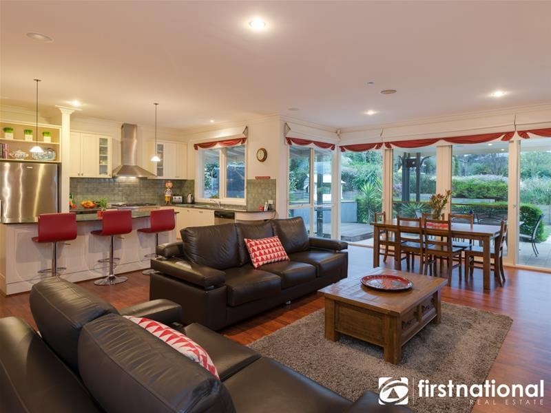 14-16 Cloverfield Close, Berwick VIC 3806