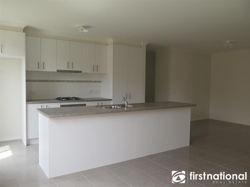 5/1-3 James Street, Pakenham VIC 3810