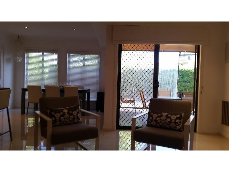 1 Cropton Place, Narre Warren South VIC 3805