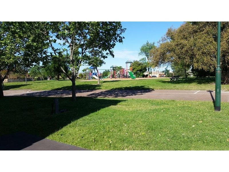 1 Cropton Place, Narre Warren South VIC 3805