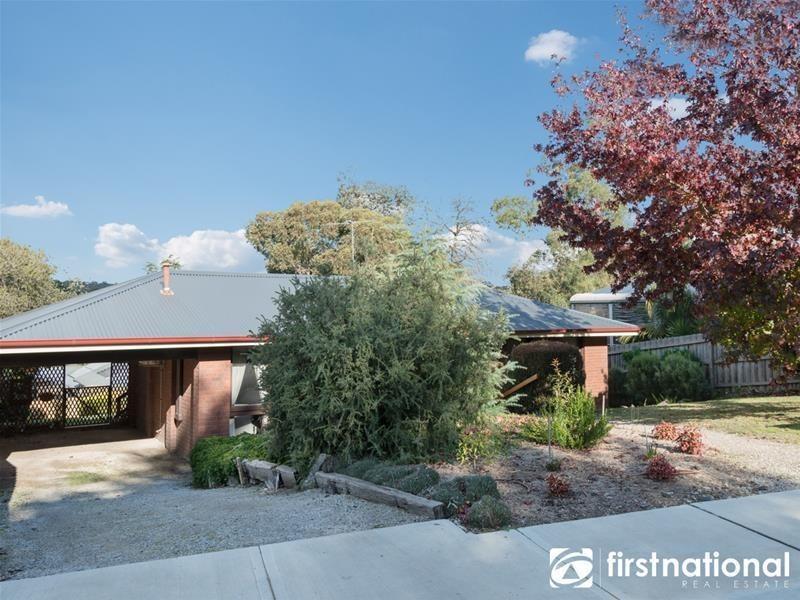 3 Outlook Drive, Berwick VIC 3806