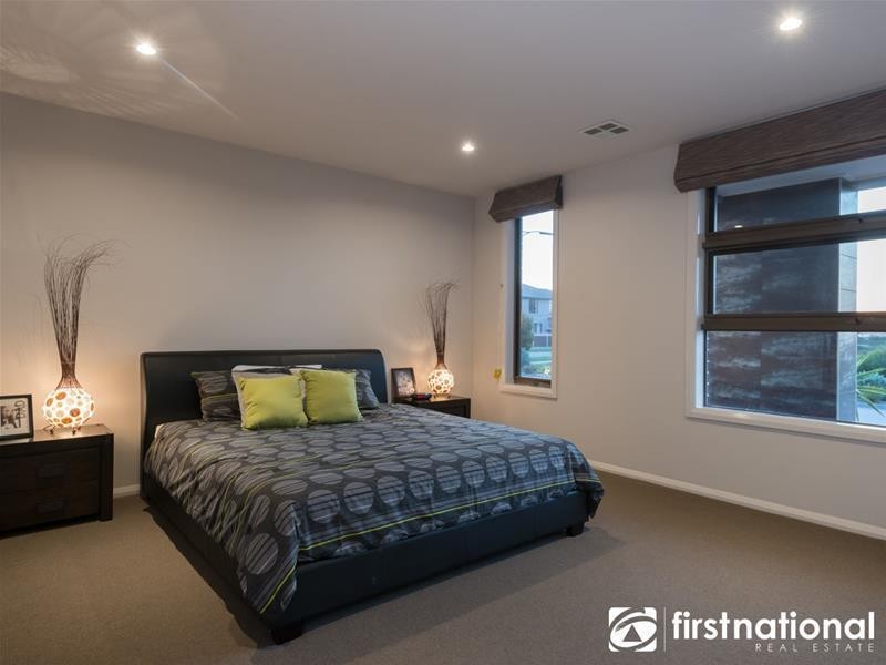 4 Bintara Close, Pakenham VIC 3810