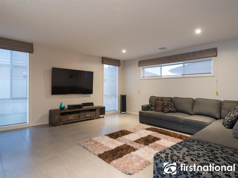 4 Bintara Close, Pakenham VIC 3810