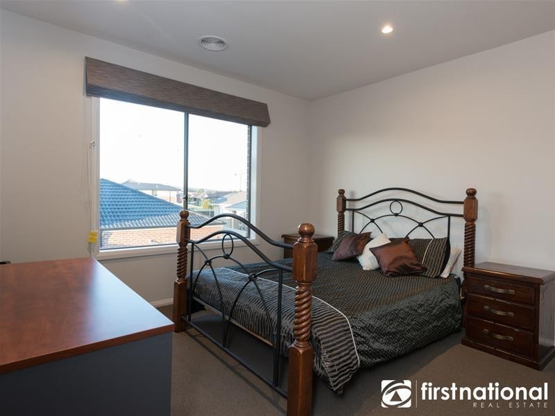 4 Bintara Close, Pakenham VIC 3810