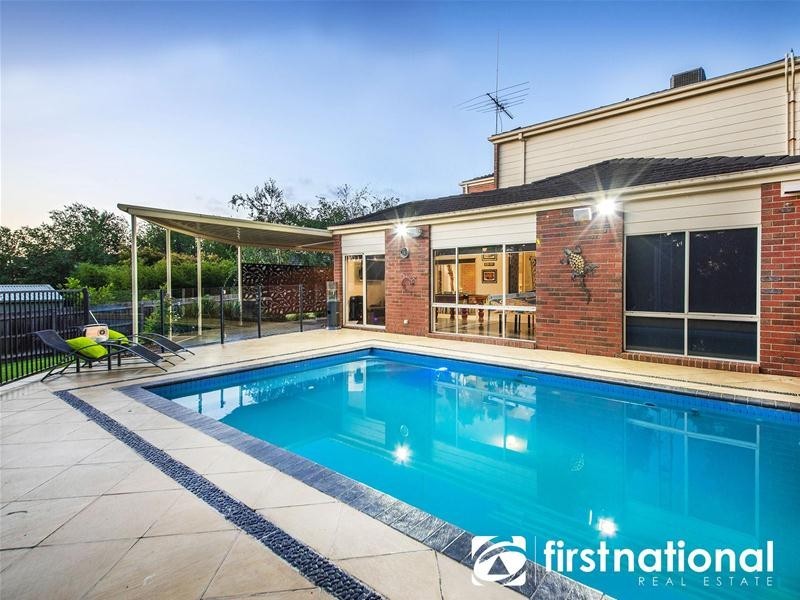 9 Goodall Court, Berwick VIC 3806