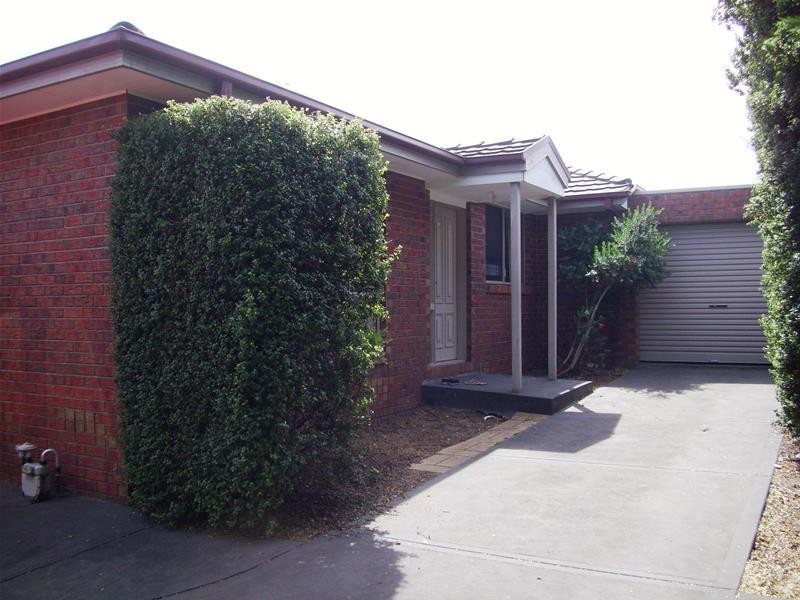 2/56 Amber Crescent, Narre Warren VIC 3805