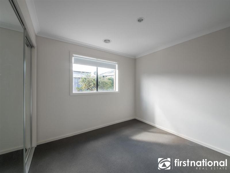 5 Markbeech Crescent, Officer VIC 3809