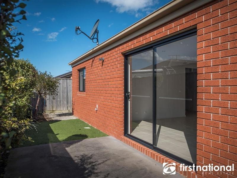 5 Markbeech Crescent, Officer VIC 3809