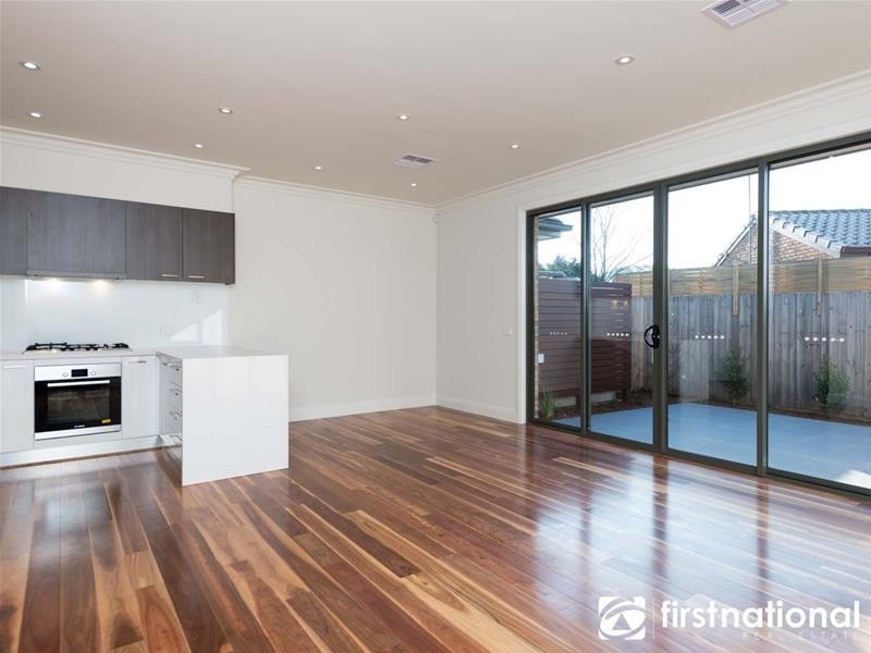 13/22 Buchanan Road, Berwick VIC 3806