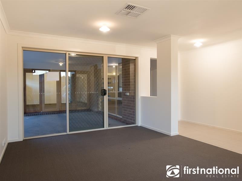 4 Melrose Street, Pakenham VIC 3810