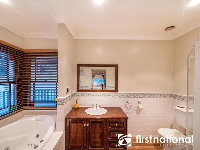 165 Melaleuca Drive, Trafalgar East VIC 3824