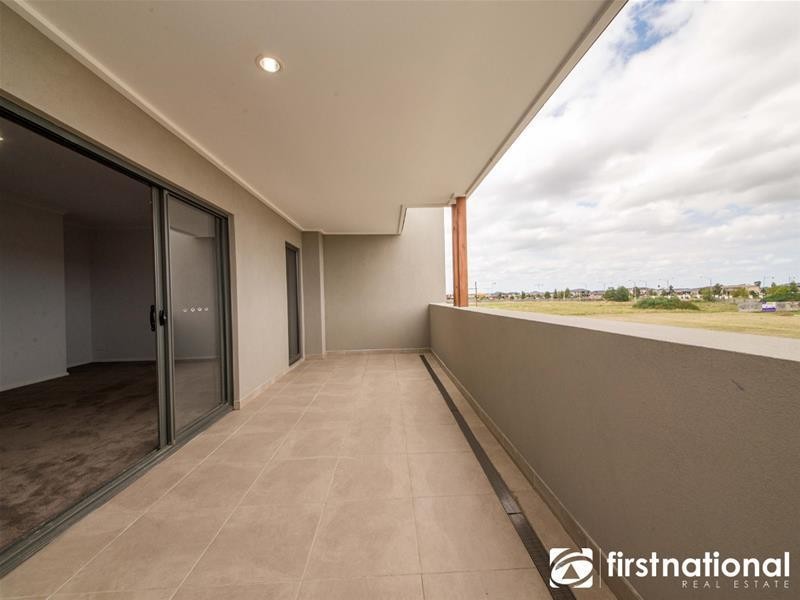 32 Swan Street, Pakenham VIC 3810