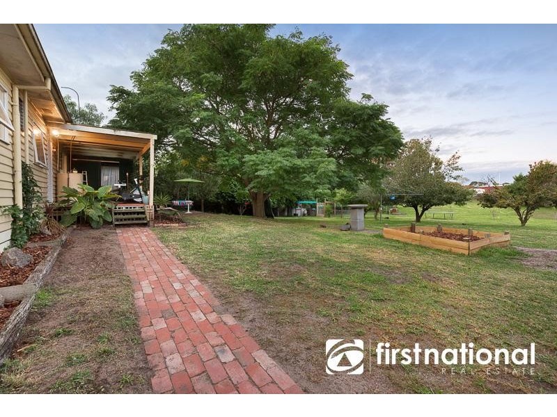 18 Dixons Road, Cardinia VIC 3978