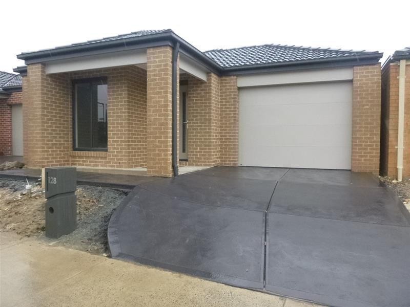 128 (Lot 526) Primrose Avenue, Officer VIC 3809