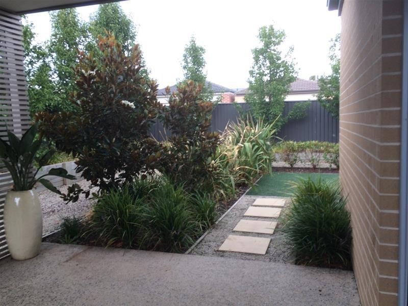 7 Kindred Avenue, Cranbourne North VIC 3977