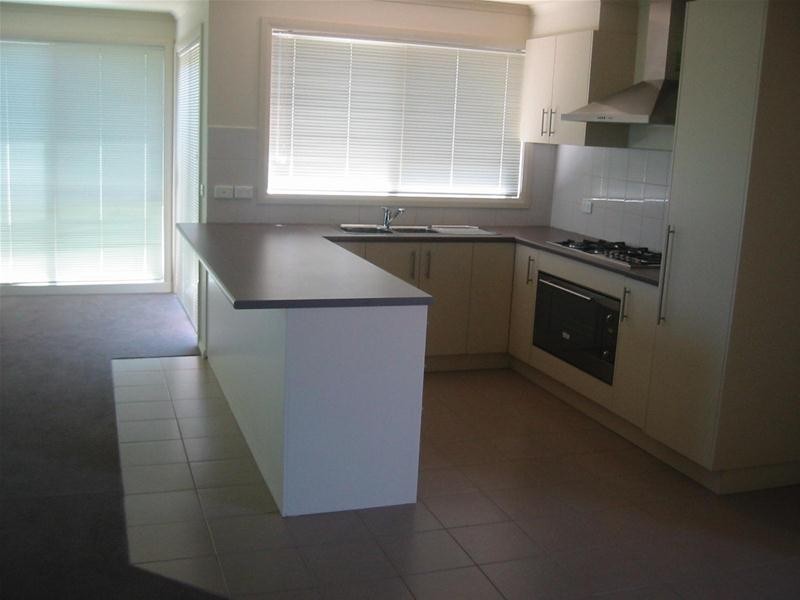 3/35 Valley Fair Drive, Narre Warren VIC 3805