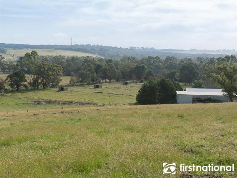 230 Garfield North Road, Garfield North VIC 3814