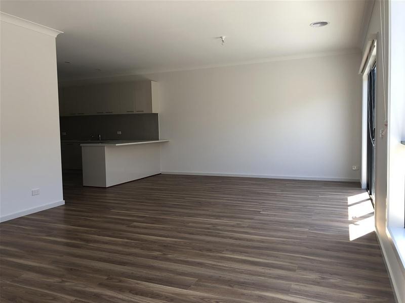 31 Fairweather Parade, Officer VIC 3809