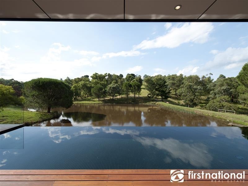 10 Boundary Road, Narre Warren East VIC 3804