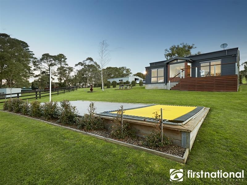 10 Boundary Road, Narre Warren East VIC 3804