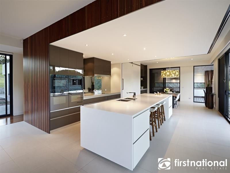 10 Boundary Road, Narre Warren East VIC 3804