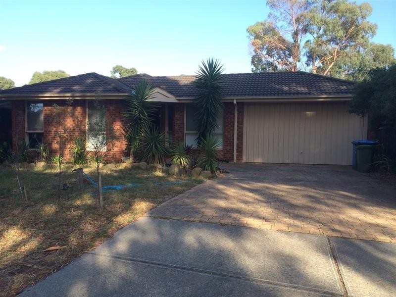 43 Coowarra Way, Berwick VIC 3806