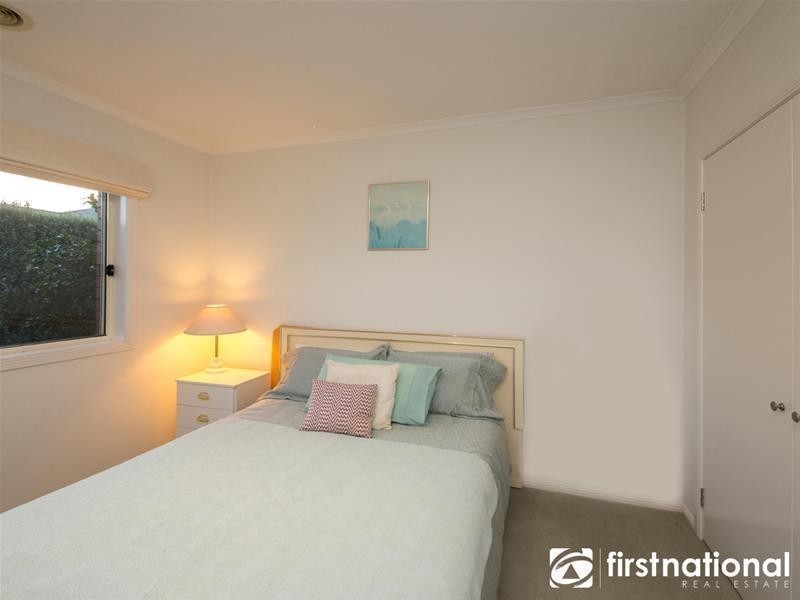 5 Riviera Drive, Berwick VIC 3806