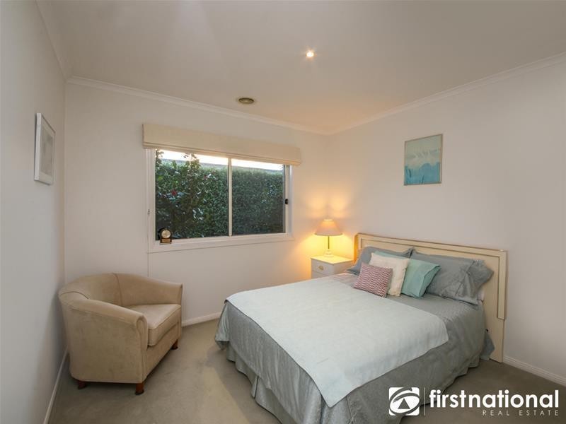 5 Riviera Drive, Berwick VIC 3806