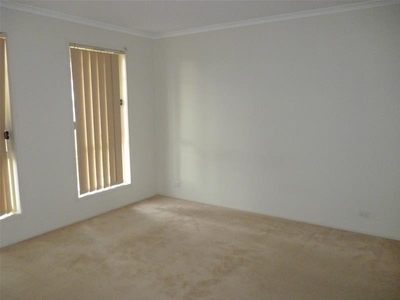 27 Turella Close, Berwick VIC 3806