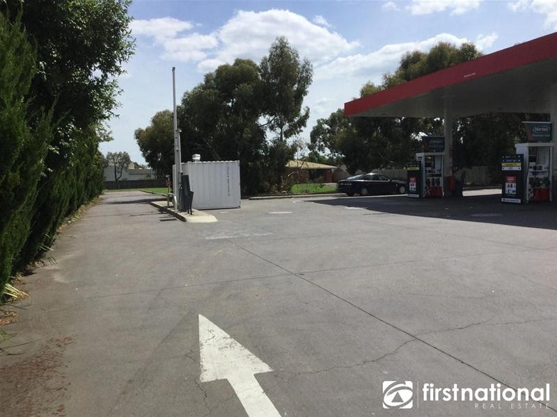 49 Main Street, Pakenham VIC 3810