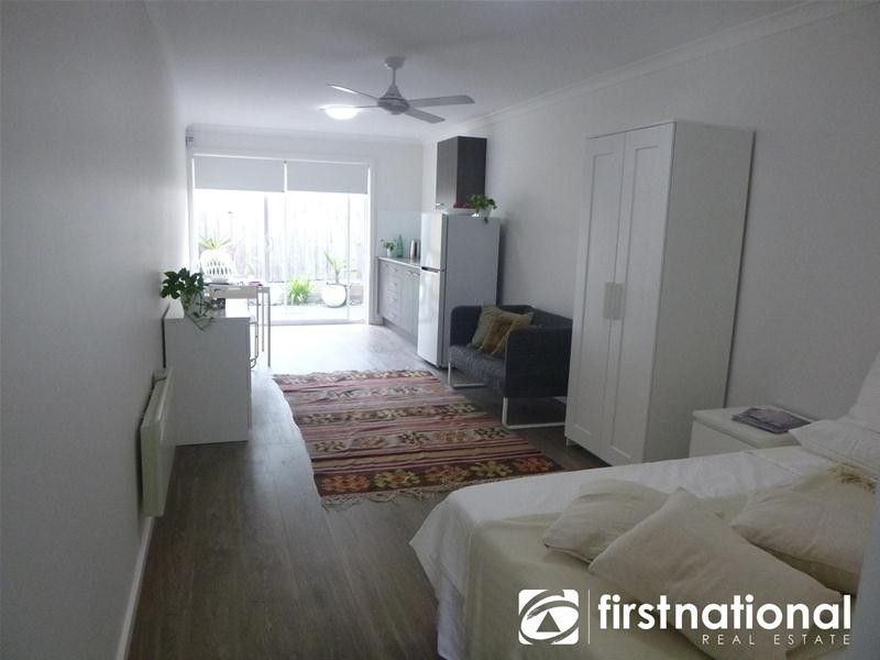 7/4 Cranbourne Drive, Cranbourne VIC 3977