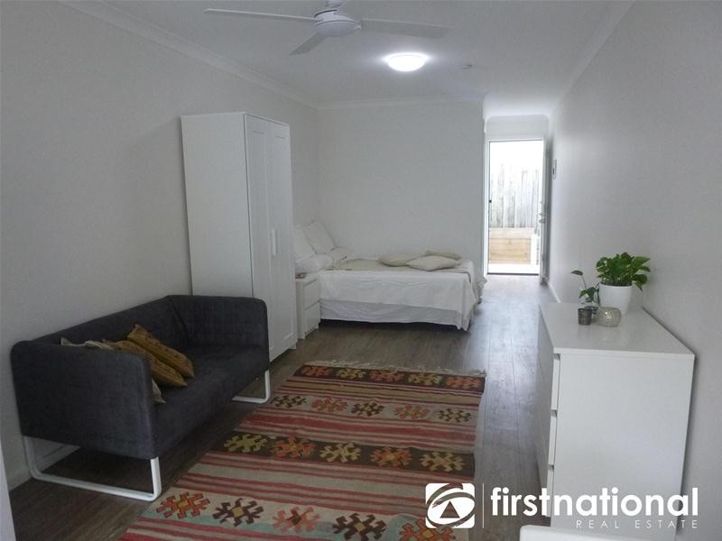 7/4 Cranbourne Drive, Cranbourne VIC 3977