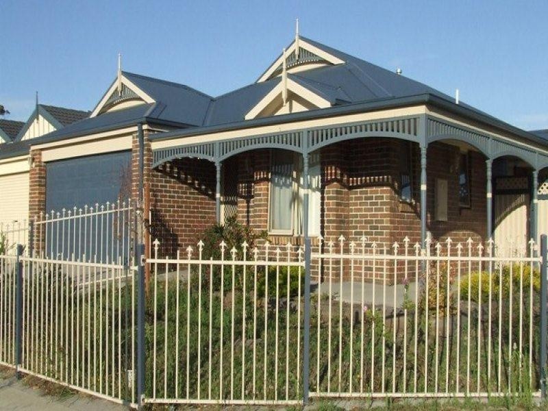 48 Grand Central Boulevard, Pakenham VIC 3810