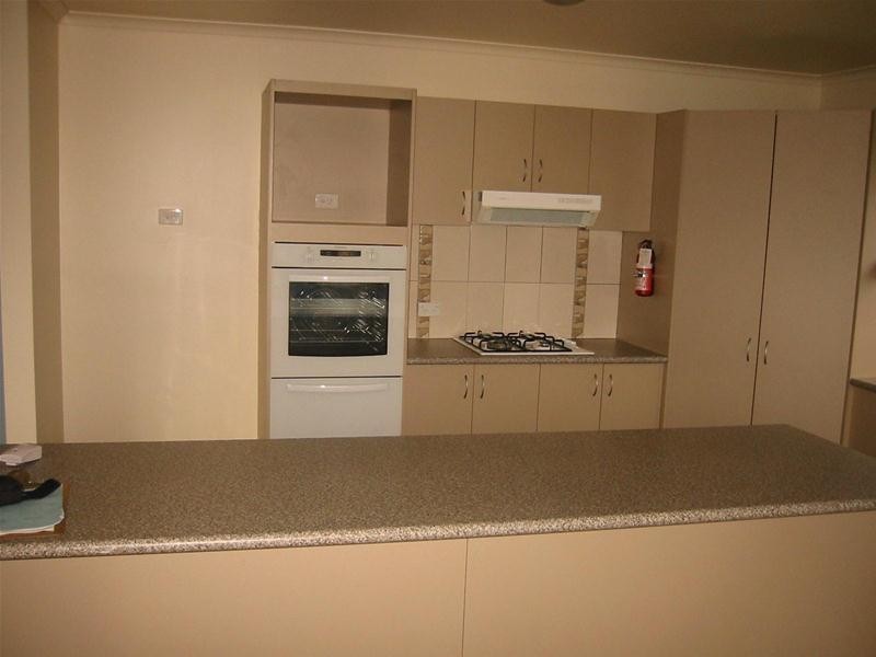 48 Grand Central Boulevard, Pakenham VIC 3810