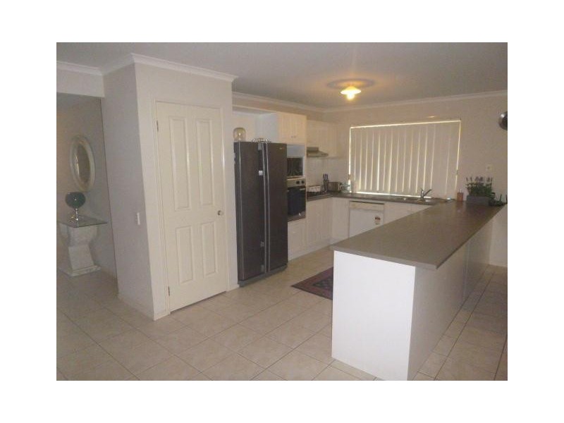 4 Croxley Place, Narre Warren South VIC 3805