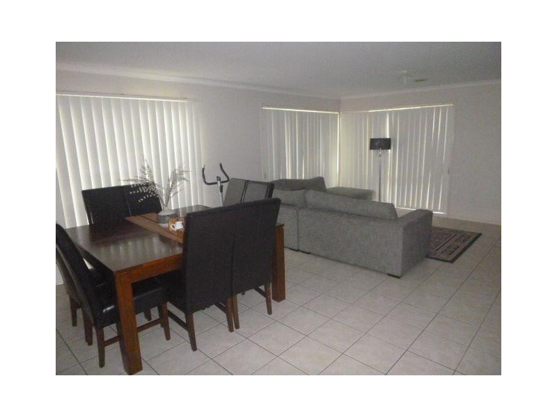 4 Croxley Place, Narre Warren South VIC 3805