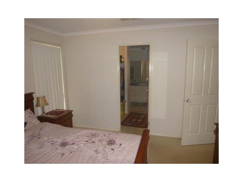 4 Croxley Place, Narre Warren South VIC 3805