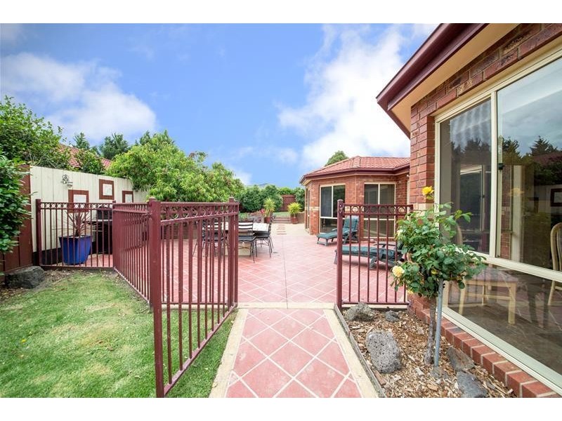 7 Hyacinth Rise, Narre Warren South VIC 3805