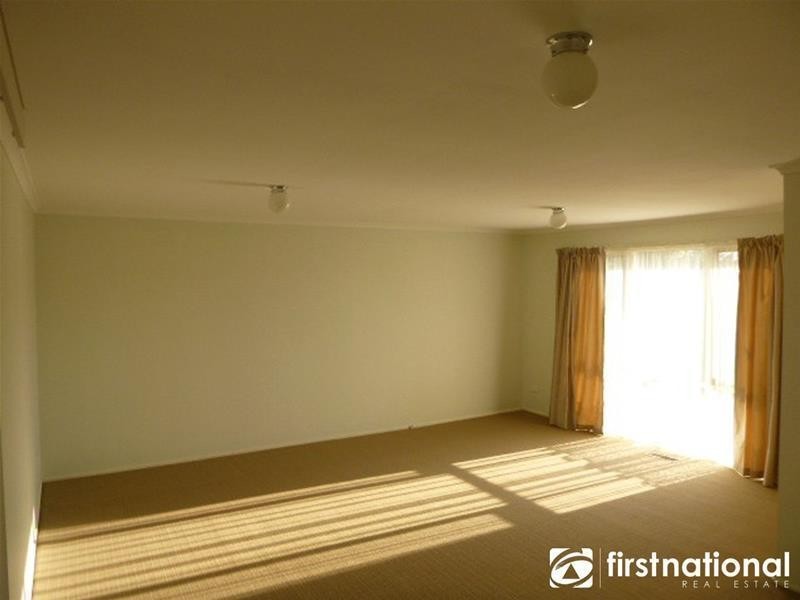 5 Blackwood Drive, Narre Warren VIC 3805