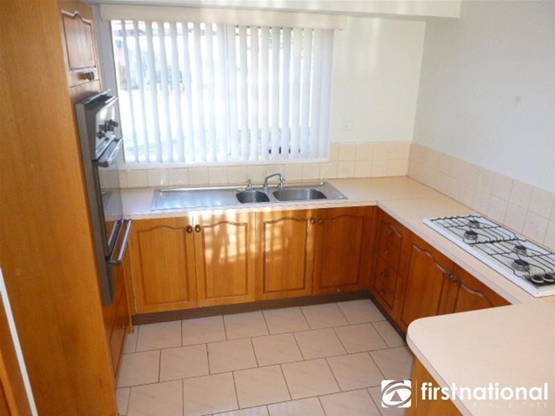 5 Blackwood Drive, Narre Warren VIC 3805