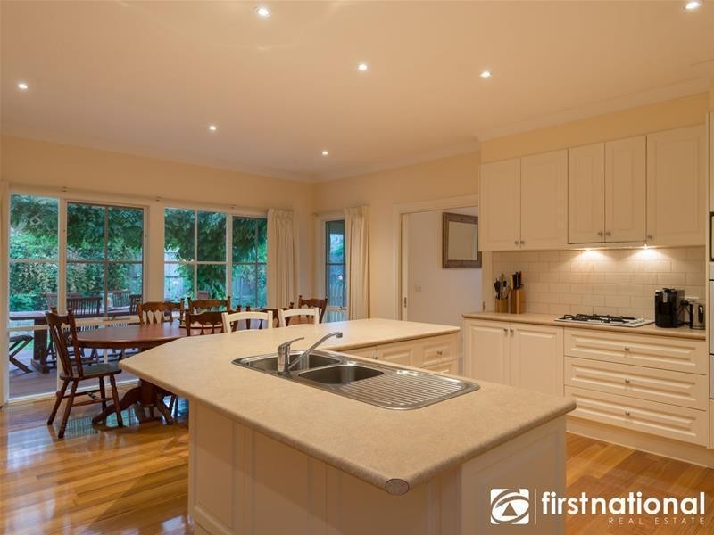 3 Celeste Court, Berwick VIC 3806