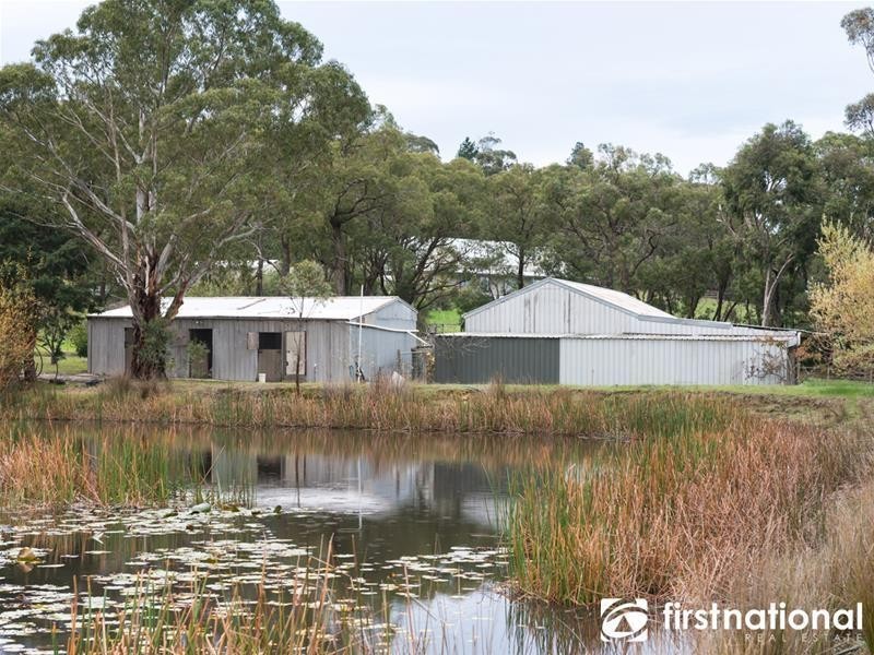 235 Thewlis Road, Pakenham VIC 3810