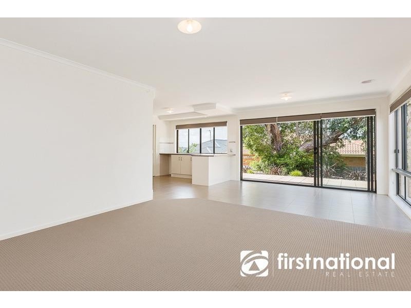 24 Windermere Boulevard, Pakenham VIC 3810