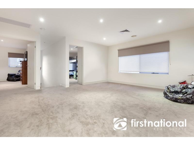 12 Arbour Rise, Pakenham VIC 3810