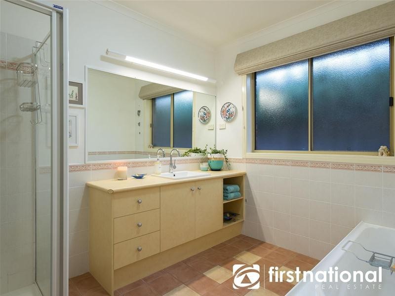 3 Fieldhouse Lane, Berwick VIC 3806