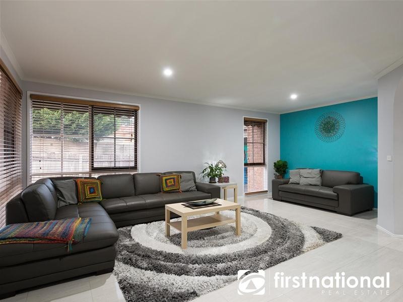 28 Bangalay Place, Berwick VIC 3806