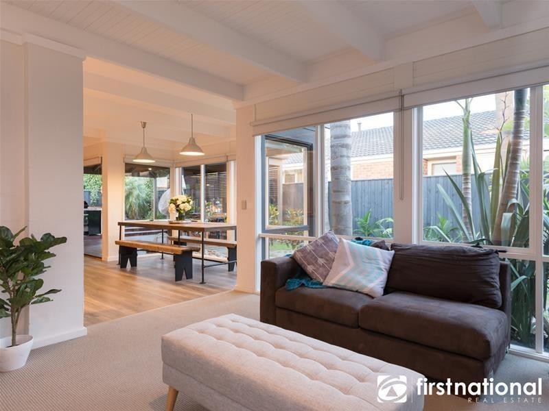 2 Jacqueline Court, Berwick VIC 3806