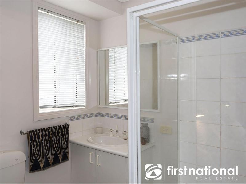 11 Ben Drive, Pakenham VIC 3810